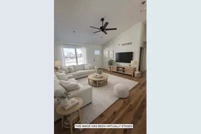 286 Santa Maria Drive, Arlington, WI 53911 - Photo 5