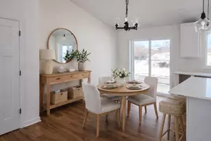 286 Santa Maria Dr, Arlington, WI 53911 - Photo 9