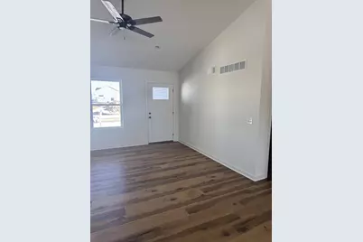 286 Santa Maria Drive, Arlington, WI 53911 - Photo 3