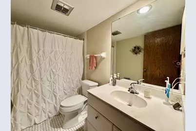 6302 Mineral Point Road #213, Madison, WI 53705 - Photo 11