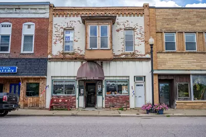 215 Main Street, Elroy, WI 53929 - Photo 1