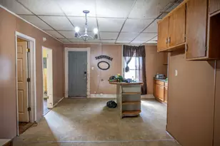 215 Main St, Elroy, WI 53929 - Photo 23