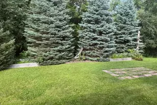 N115W20994 Brookside Dr, Germantown, WI 53022 - Photo 17