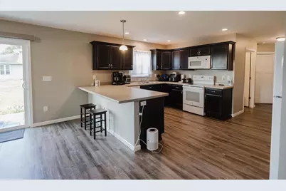 1398 Bea Ann Drive, Ridgeville, WI 53533 - Photo 9