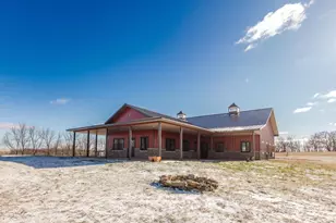 5320 Sunny Ridge Rd, Mineral Point, WI 53565 - Photo 5