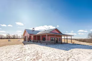 5320 Sunny Ridge Rd, Mineral Point, WI 53565 - Photo 3