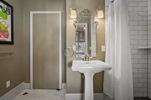 752 E Gorham St, Madison, WI 53703 - Photo 57