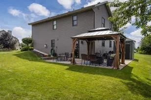 2290 Dupont Dr, Janesville, WI 53546 - Photo 39