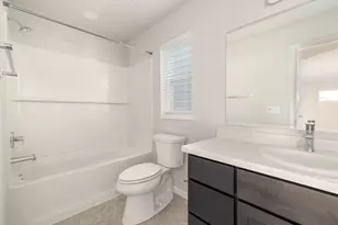 5298 Athlone Rd, Fitchburg, WI 53711 - Photo 13