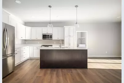 8002 Laufenberg Boulevard, Cross Plains, WI 53528 - Photo 5