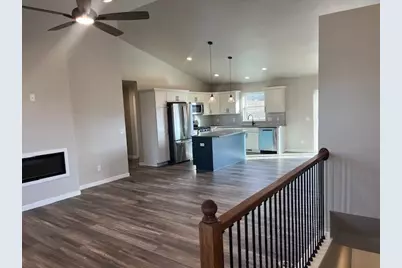 110 Windmill Ridge Road, Janesville, WI 53536 - Photo 5