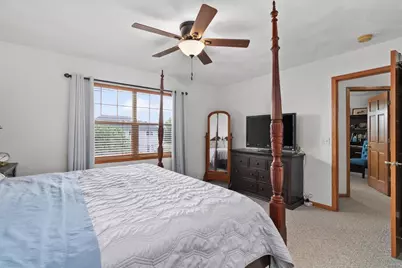 637 Garfield Avenue, Janesville, WI 53536 - Photo 17