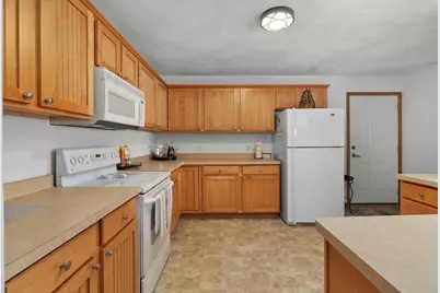 637 Garfield Avenue, Janesville, WI 53536 - Photo 13