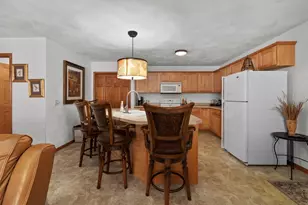 637 Garfield Ave, Janesville, WI 53536 - Photo 11