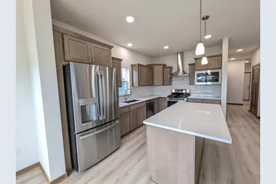 14 Bluestem Pass, Mount Horeb, WI 53572 - Photo 5