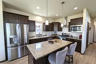 14 Bluestem Pass, Mount Horeb, WI 53572 - Photo 7