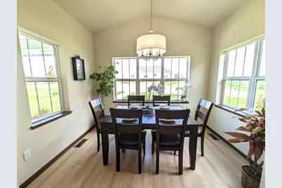 14 Bluestem Pass, Mount Horeb, WI 53572 - Photo 11