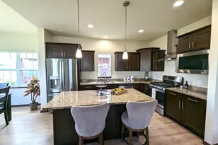 14 Bluestem Pass, Mount Horeb, WI 53572 - Photo 5