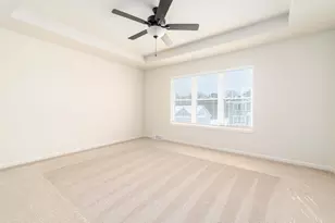 5927 Woodbine Dr, Madison, WI 53718 - Photo 9