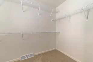 5927 Woodbine Dr, Madison, WI 53718 - Photo 11