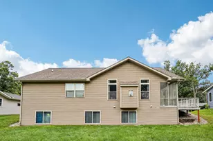 510 Oakridge Dr, Portage, WI 53901 - Photo 55