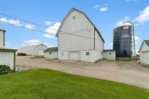 6988 Schneider Rd, Middleton, WI 53562 - Photo 37