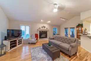 630 Morning Star Dr, Portage, WI 53901 - Photo 5