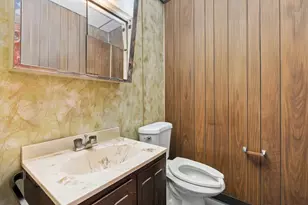 4721 Femrite Dr, Madison, WI 53716 - Photo 39