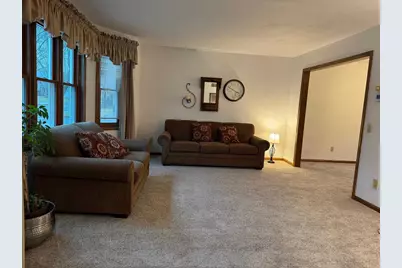 4302 Beilfuss Drive, Madison, WI 53704 - Photo 7