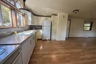 100 Woodland Dr, Wisconsin Dells, WI 53965 - Photo 5