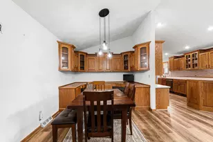 736 Fern St, Waupun, WI 53963 - Photo 11