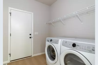 8008 Laufenberg Boulevard, Cross Plains, WI 53528 - Photo 9