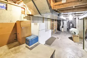 3716 Lexington Cir, Middleton, WI 53562 - Photo 51