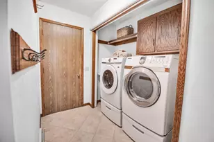 3716 Lexington Cir, Middleton, WI 53562 - Photo 29