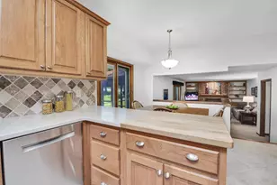 3716 Lexington Cir, Middleton, WI 53562 - Photo 19