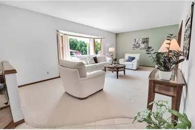 3716 Lexington Circle, Middleton, WI 53562 - Photo 9