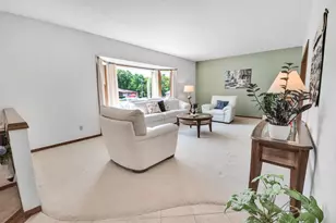 3716 Lexington Cir, Middleton, WI 53562 - Photo 9