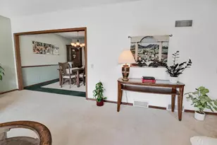 3716 Lexington Cir, Middleton, WI 53562 - Photo 11