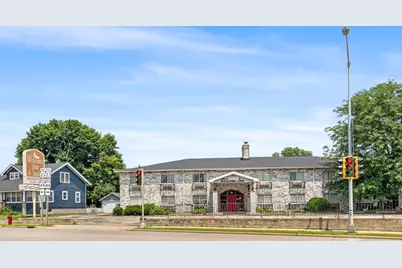 240 E Fond Du Lac Street, Ripon, WI 54971 - Photo 3