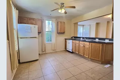 627 Prospect Avenue, Portage, WI 53901 - Photo 9