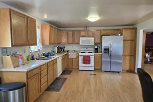 942 13th Ave, Arkdale, WI 54613 - Photo 11