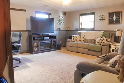 303 N Summit Street, Albany, WI 53502 - Photo 27