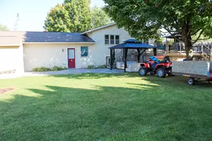 303 N Summit St, Albany, WI 53502 - Photo 3