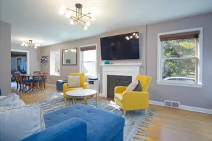 238 Kensington Dr, Madison, WI 53704 - Photo 11