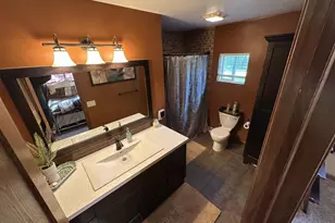 6205 Mendota Ave, Middleton, WI 53562 - Photo 11