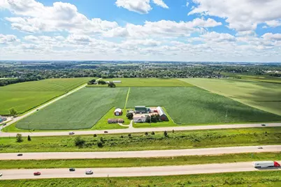 6889 and 6897 North Towne Road, DeForest, WI 53532 - Photo 7