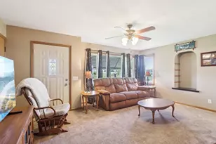 6889 and 6897 North Towne Rd, DeForest, WI 53532 - Photo 11