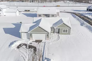 1833 E Kyle Circle, Beloit, WI 53511 - Photo 3