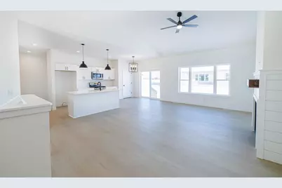 1833 E Kyle Circle, Beloit, WI 53511 - Photo 5