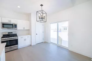 1833 E Kyle Circle, Beloit, WI 53511 - Photo 7